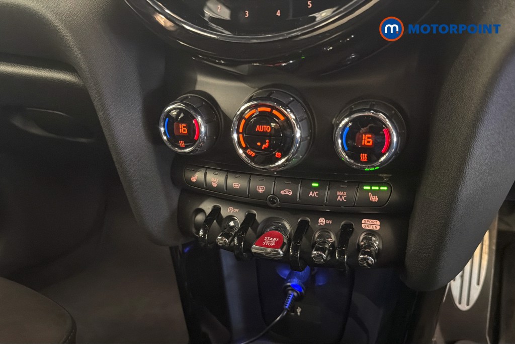 Mini Hatchback Cooper Sport Manual Petrol Hatchback - Stock Number (1650926) - 14th supplementary image