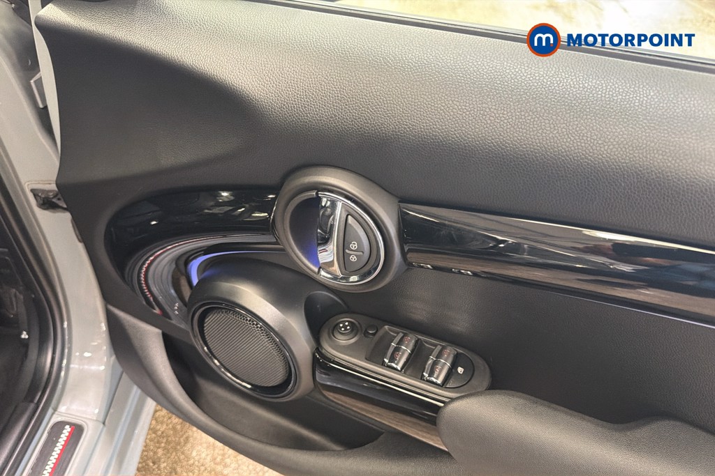 Mini Hatchback Cooper Sport Manual Petrol Hatchback - Stock Number (1650926) - 42nd supplementary image