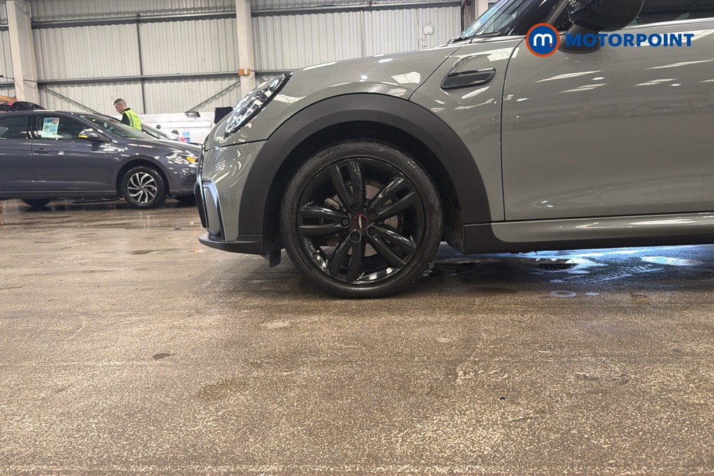 Mini Hatchback Cooper Sport Manual Petrol Hatchback - Stock Number (1650926) - 47th supplementary image