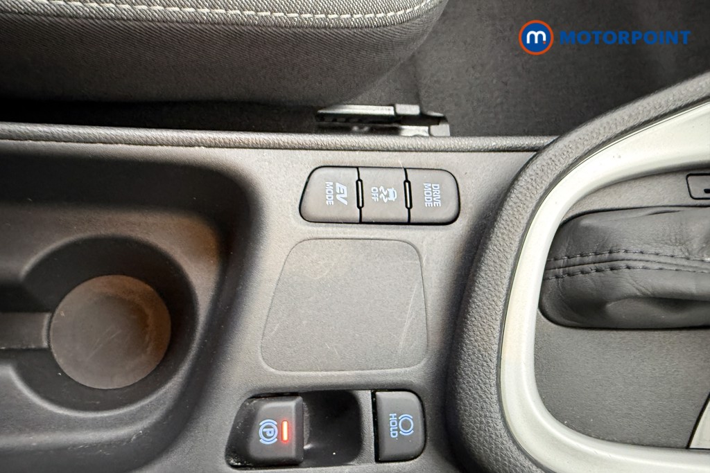 Toyota Yaris Icon Automatic Petrol-Electric Hybrid Hatchback - Stock Number (1651338) - 26th supplementary image