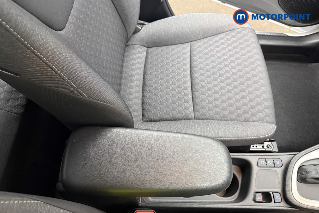 Toyota Yaris Icon Automatic Petrol-Electric Hybrid Hatchback - Stock Number (1651338) - 27th supplementary image