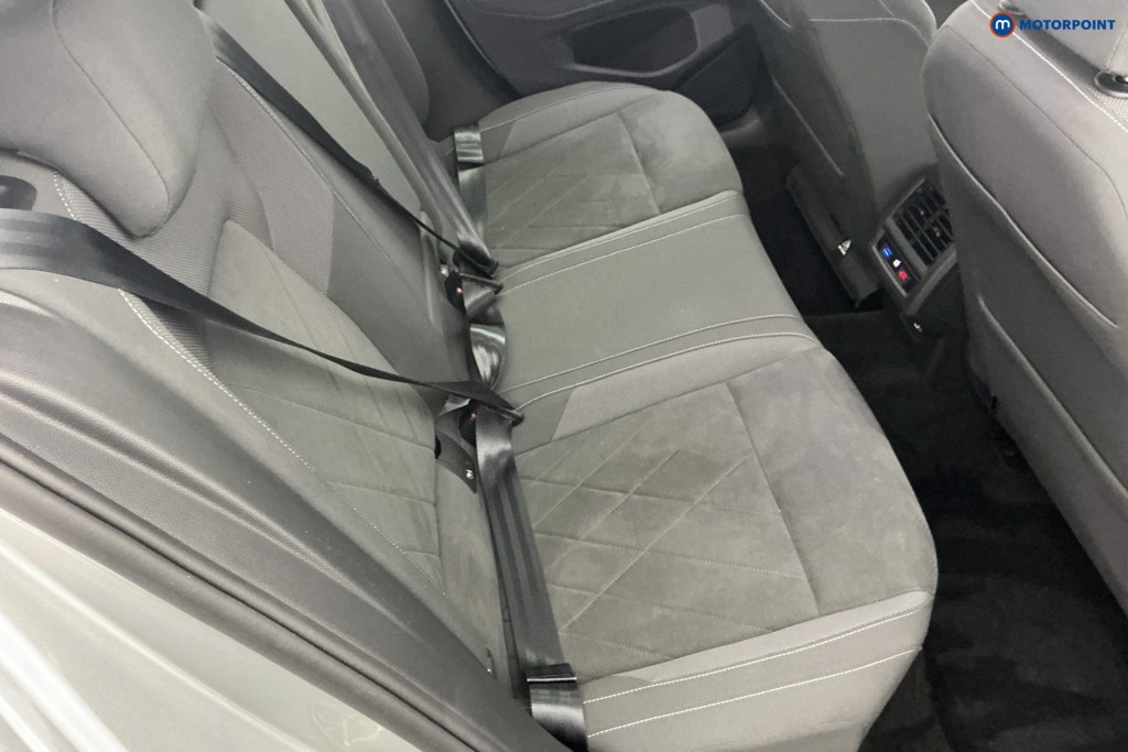 Volkswagen Golf Style Automatic Petrol Hatchback - Stock Number (1651416) - 4th supplementary image