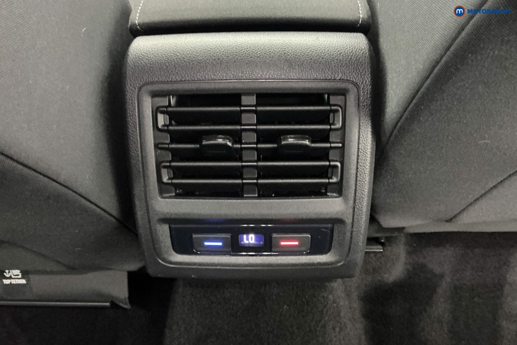 Volkswagen Golf Style Automatic Petrol Hatchback - Stock Number (1651416) - 10th supplementary image