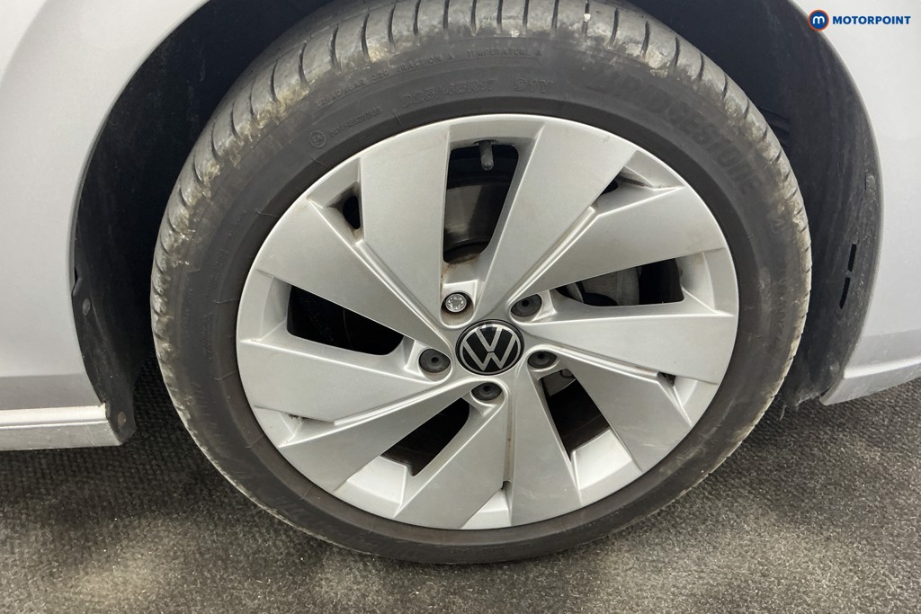 Volkswagen Golf Style Automatic Petrol Hatchback - Stock Number (1651416) - 35th supplementary image