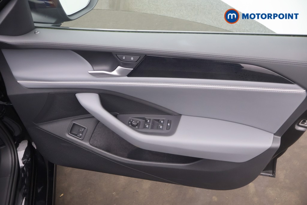 Volkswagen Passat Life Automatic Petrol Plug-In Hybrid Estate - Stock Number (1651976) - 14th supplementary image