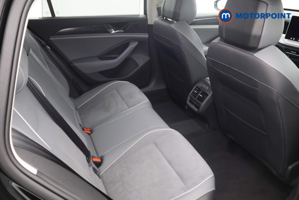 Volkswagen Passat Life Automatic Petrol Plug-In Hybrid Estate - Stock Number (1651976) - 18th supplementary image