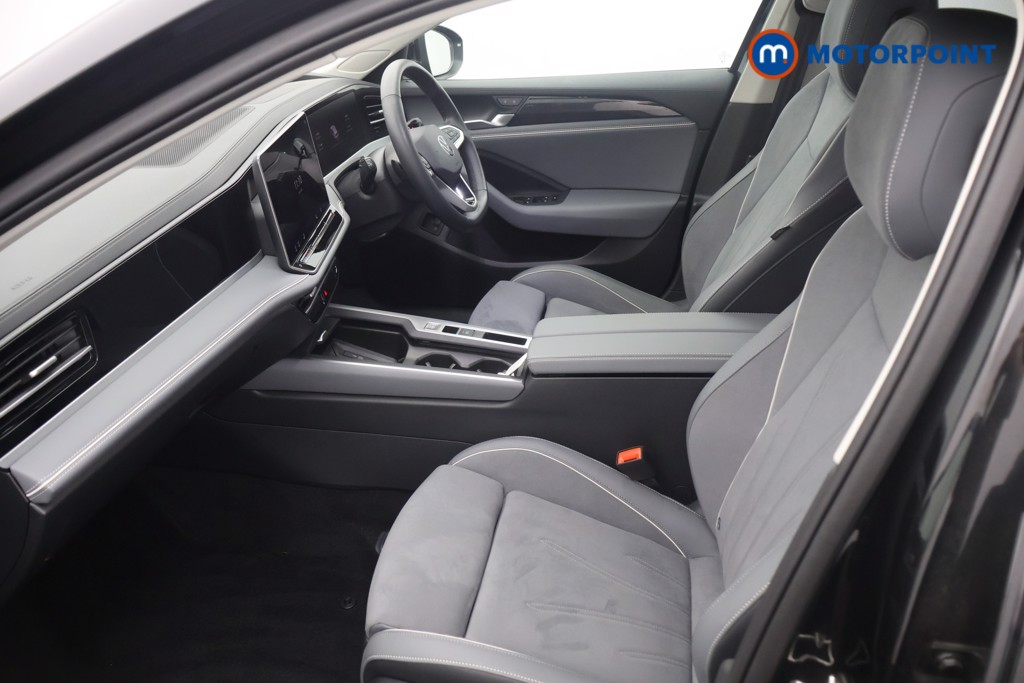 Volkswagen Passat Life Automatic Petrol Plug-In Hybrid Estate - Stock Number (1651976) - 23rd supplementary image