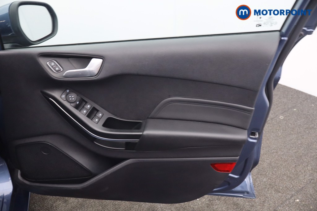 Ford Fiesta Titanium X Manual Petrol Hatchback - Stock Number (1652112) - 9th supplementary image