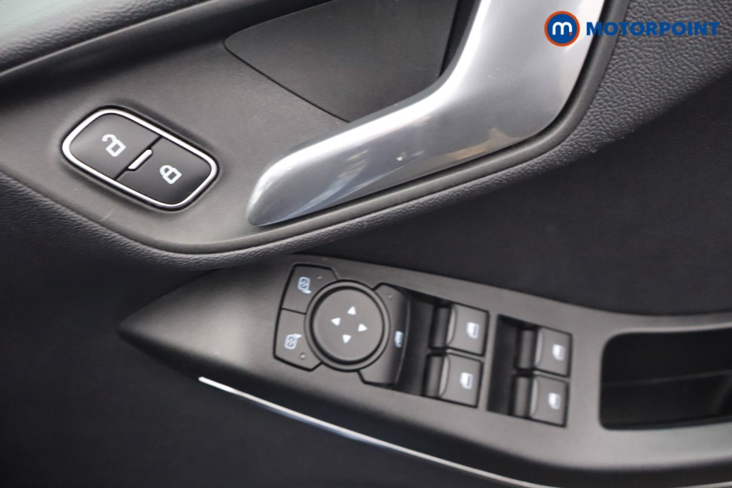 Ford Fiesta Titanium X Manual Petrol Hatchback - Stock Number (1652112) - 10th supplementary image