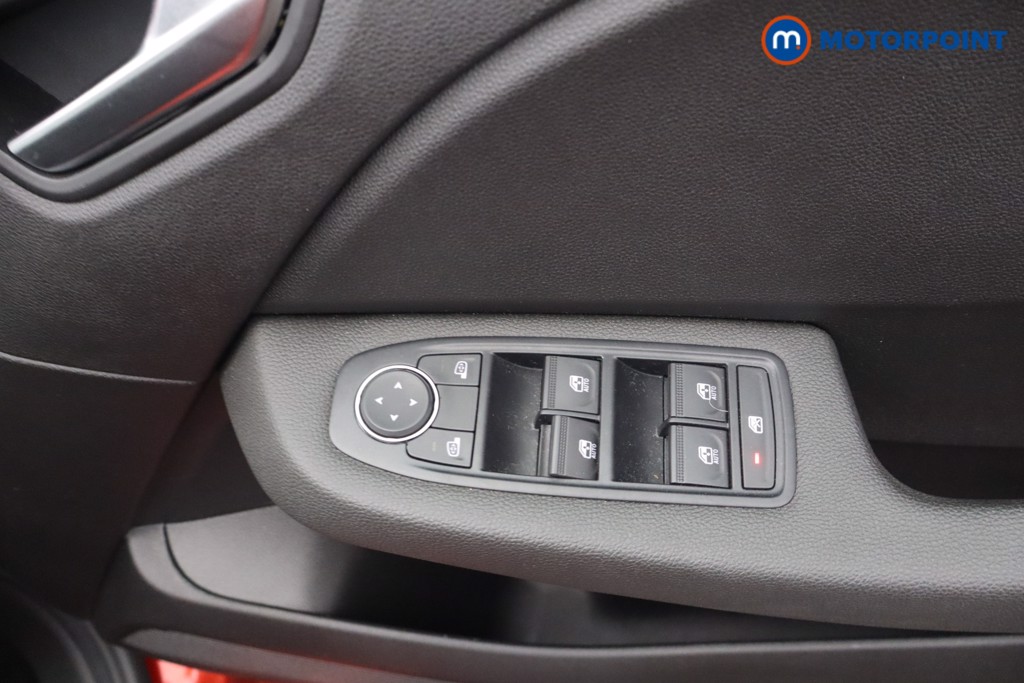 Renault Clio Evolution Manual Petrol Hatchback - Stock Number (1652118) - 9th supplementary image