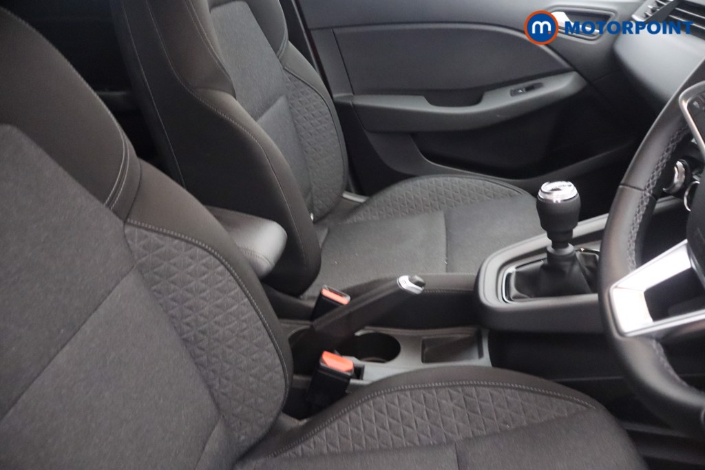 Renault Clio Evolution Manual Petrol Hatchback - Stock Number (1652118) - 10th supplementary image