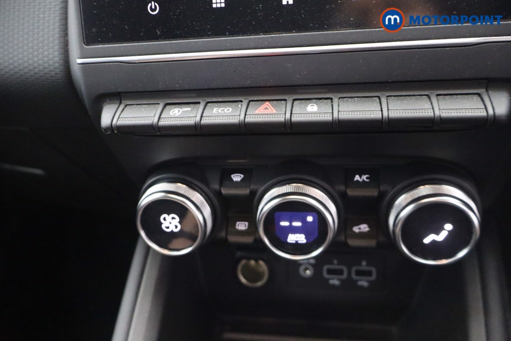 Renault Clio Evolution Manual Petrol Hatchback - Stock Number (1652118) - 15th supplementary image