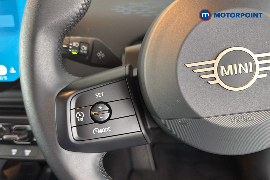 Mini Cooper E Monochrome Automatic Electric Hatchback - Stock Number (1652291) - 3rd supplementary image