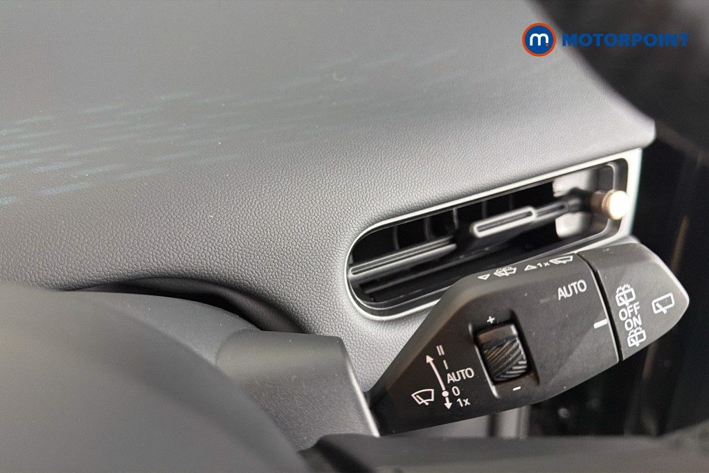 Mini Cooper E Monochrome Automatic Electric Hatchback - Stock Number (1652291) - 7th supplementary image