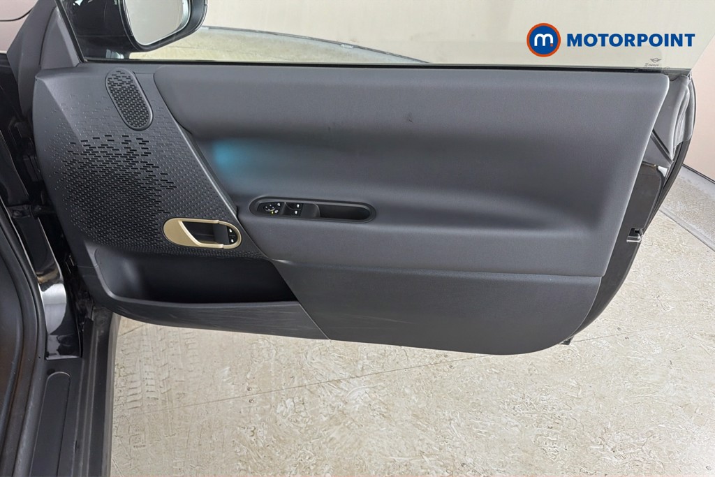 Mini Cooper E Monochrome Automatic Electric Hatchback - Stock Number (1652291) - 19th supplementary image