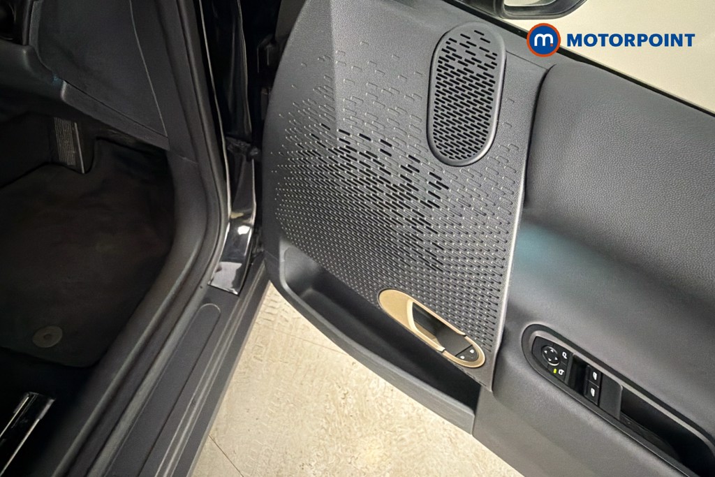Mini Cooper E Monochrome Automatic Electric Hatchback - Stock Number (1652291) - 21st supplementary image