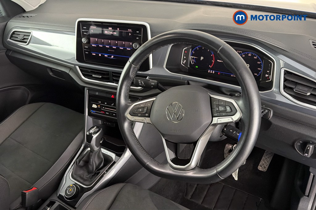 Volkswagen T-Roc Style Automatic Petrol SUV - Stock Number (1652314) - 1st supplementary image
