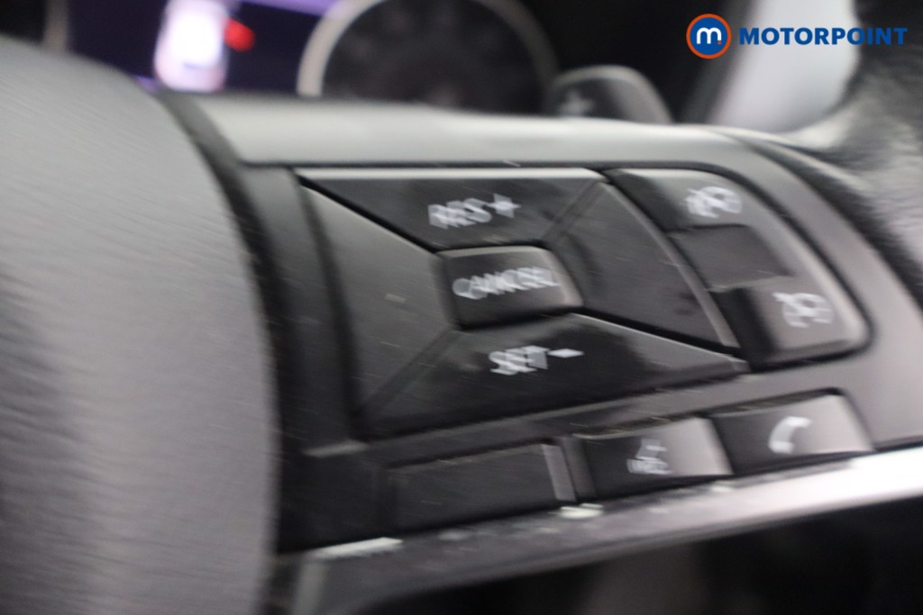 Nissan Juke N-Connecta Automatic Petrol SUV - Stock Number (1652458) - 15th supplementary image