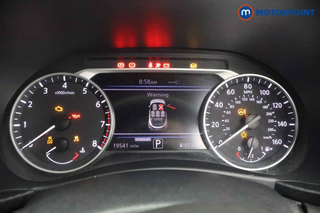 Nissan Juke N-Connecta Automatic Petrol SUV - Stock Number (1652458) - 17th supplementary image