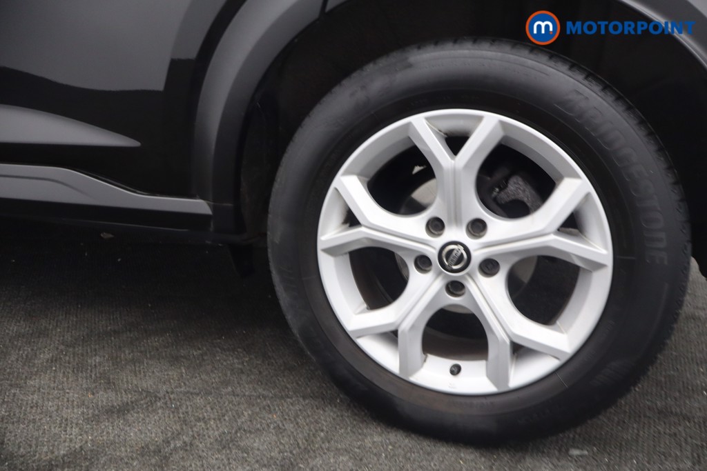 Nissan Juke N-Connecta Automatic Petrol SUV - Stock Number (1652458) - 29th supplementary image