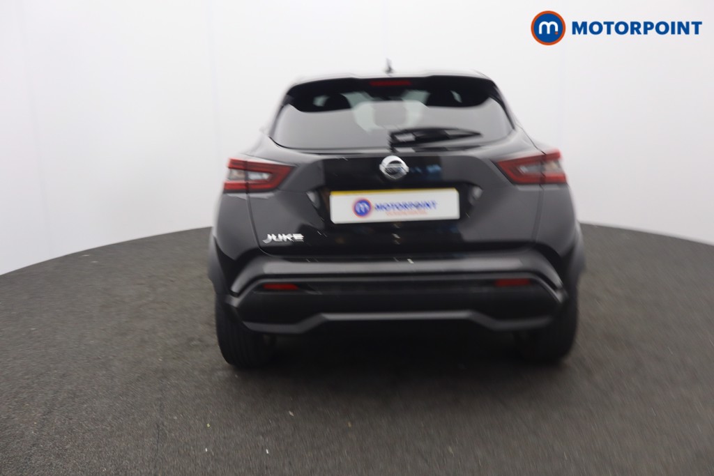 Nissan Juke N-Connecta Automatic Petrol SUV - Stock Number (1652458) - 1st supplementary image