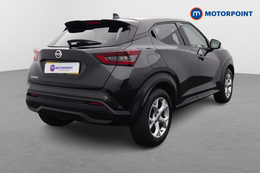 Nissan Juke N-Connecta Automatic Petrol SUV - Stock Number (1652458) - Drivers side rear corner