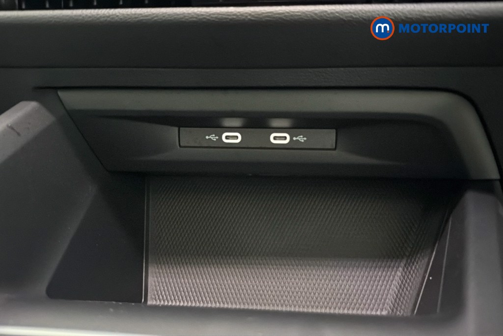 Volkswagen Golf Match Automatic Petrol Hatchback - Stock Number (1652656) - 17th supplementary image