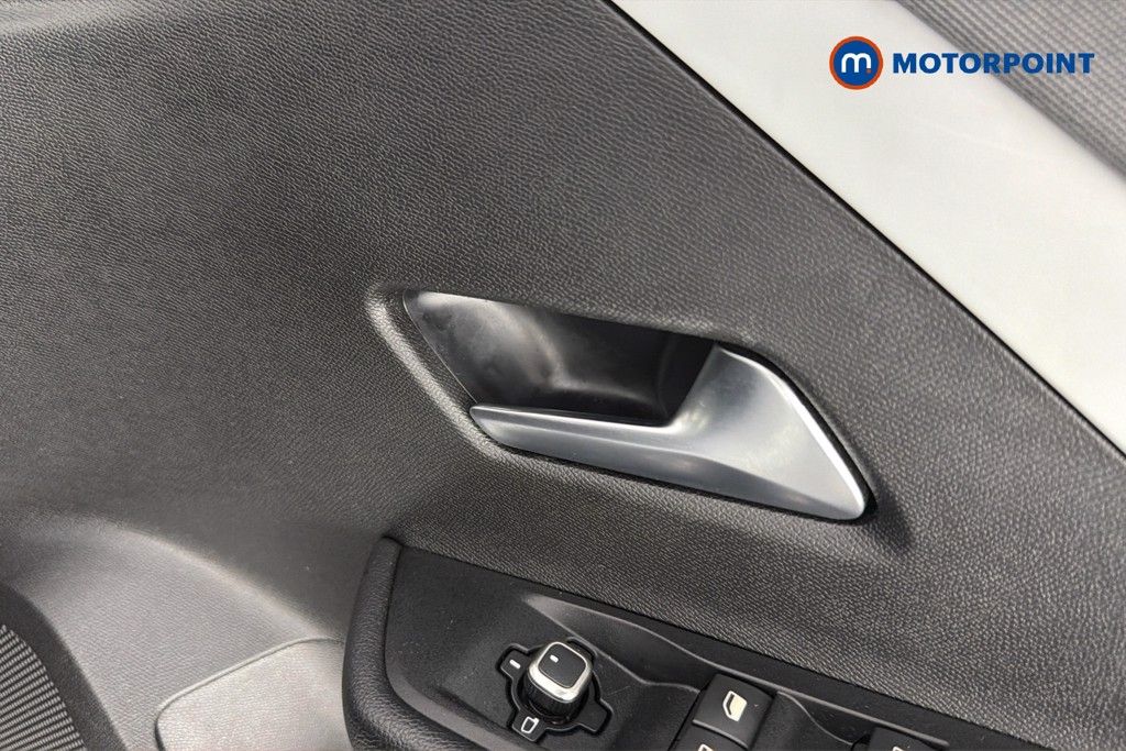 Vauxhall Astra Design Manual Petrol Hatchback - Stock Number (1652694) - 42nd supplementary image