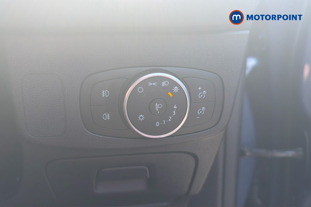 Ford Focus Active X Automatic Petrol Hatchback - Stock Number (1652753) - 18th supplementary image