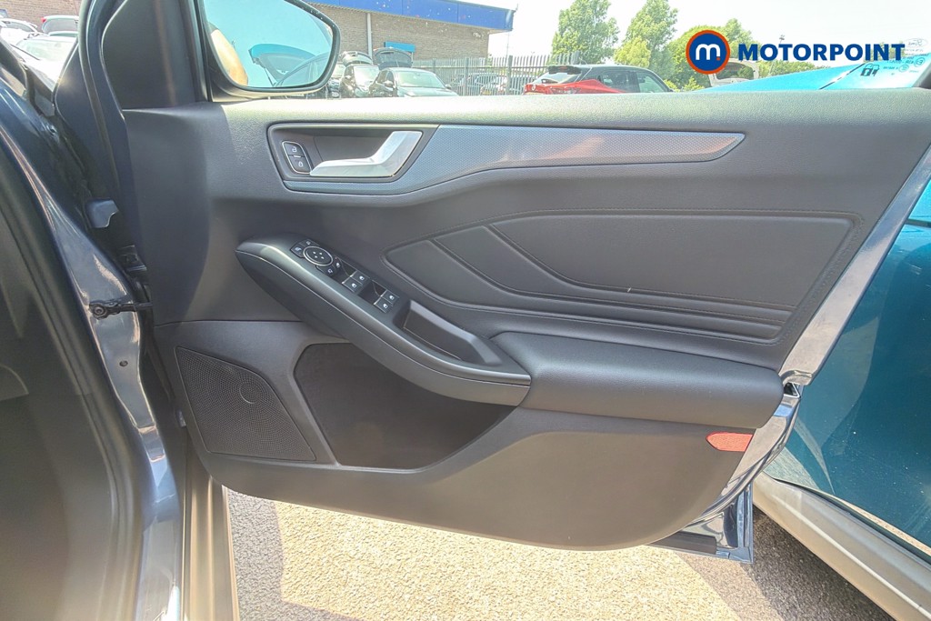 Ford Focus Active X Automatic Petrol Hatchback - Stock Number (1652753) - 19th supplementary image