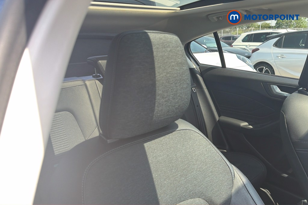 Ford Focus Active X Automatic Petrol Hatchback - Stock Number (1652753) - 23rd supplementary image