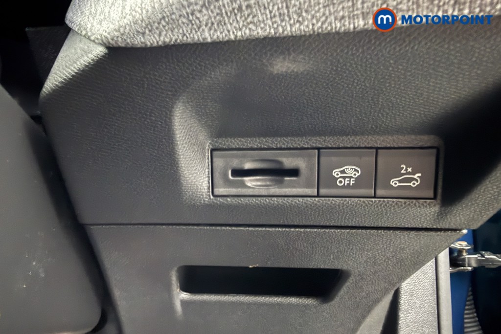 Peugeot 3008 GT Automatic Petrol SUV - Stock Number (1652891) - 5th supplementary image