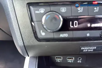 Seat Arona Xcellence Lux Manual Petrol SUV - Stock Number (1652941) - 14th supplementary image