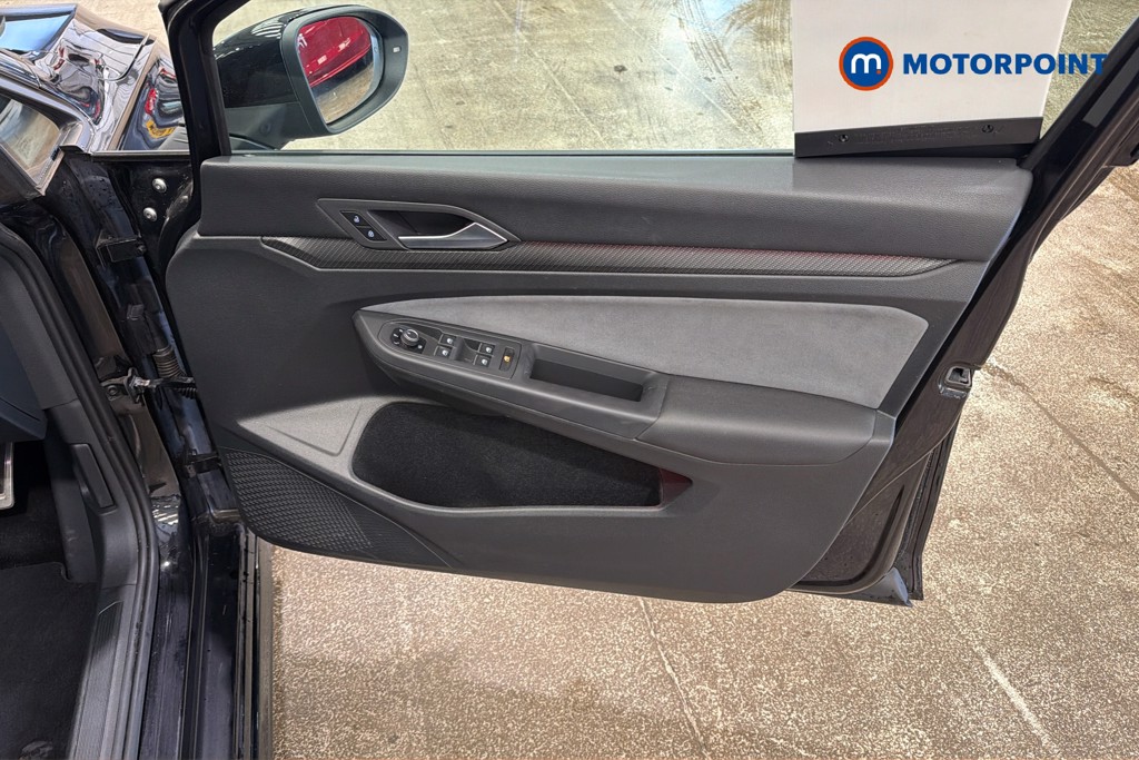 Volkswagen Golf R-Line Automatic Petrol Hatchback - Stock Number (1652973) - 19th supplementary image