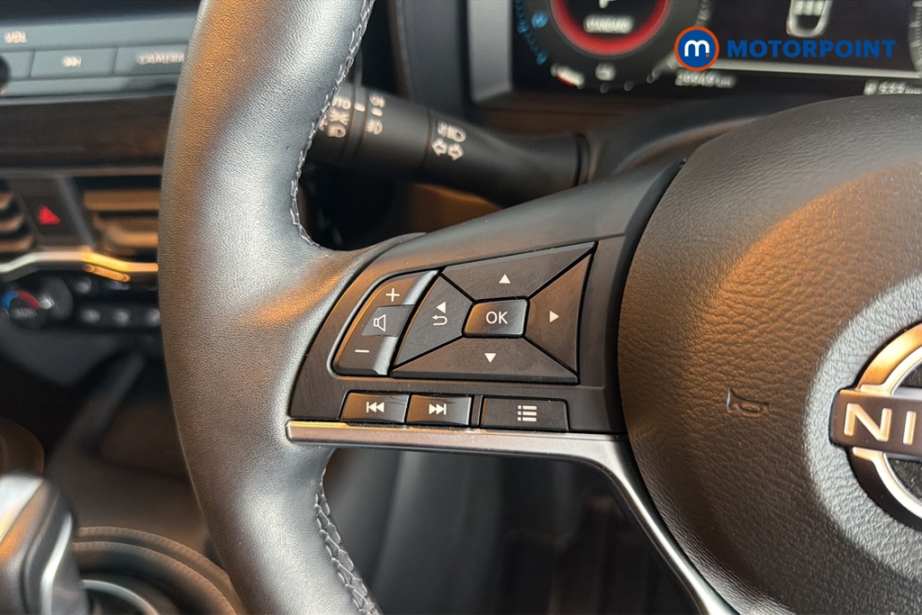 Nissan Juke Tekna Automatic Petrol-Electric Hybrid SUV - Stock Number (1653361) - 4th supplementary image
