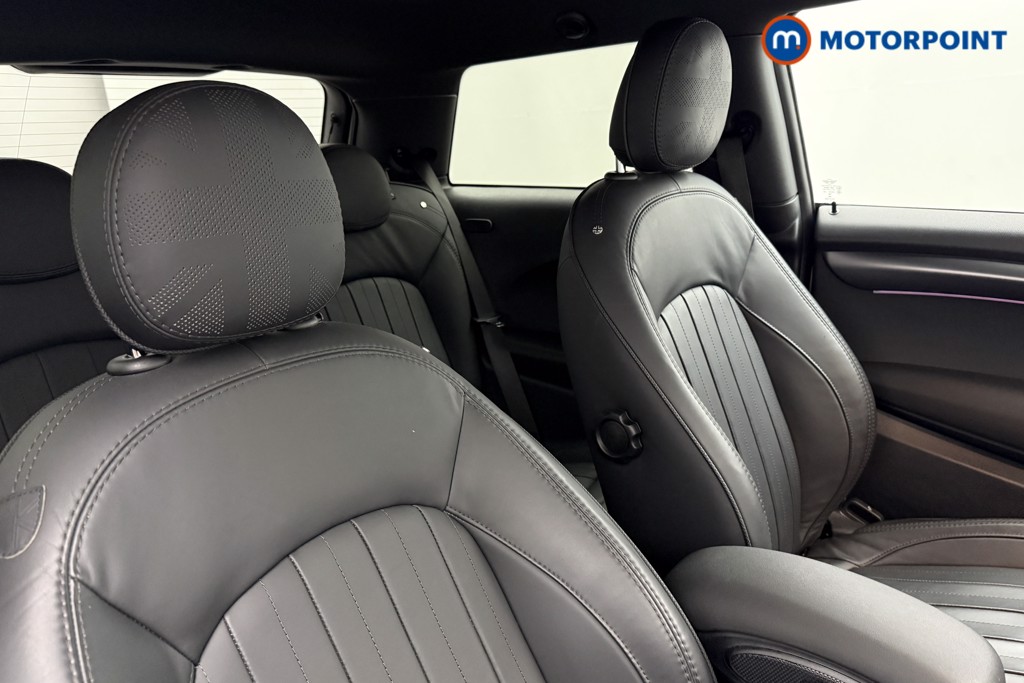 Mini Hatchback Cooper S Exclusive Automatic Petrol Hatchback - Stock Number (1653365) - 12th supplementary image