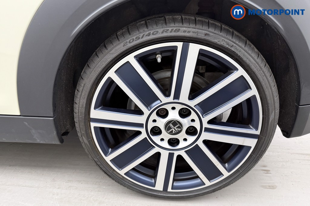 Mini Hatchback Cooper S Exclusive Automatic Petrol Hatchback - Stock Number (1653365) - 21st supplementary image