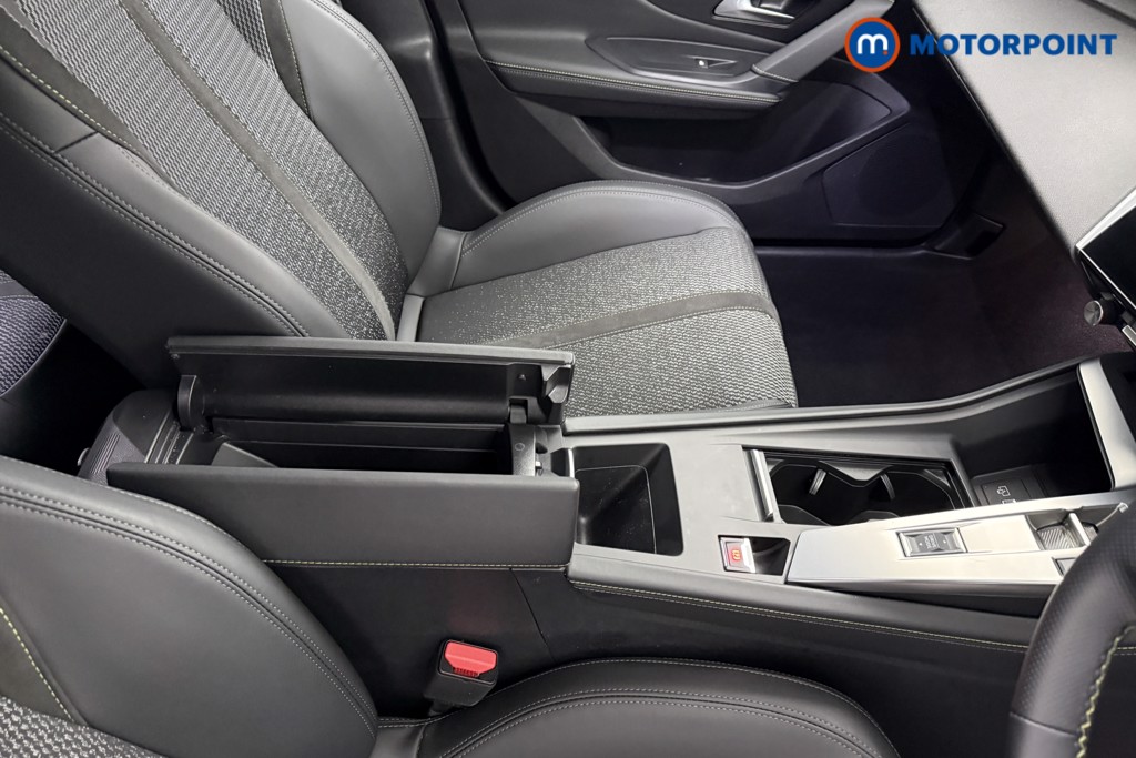 Peugeot 308 GT Automatic Diesel Hatchback - Stock Number (1653366) - 12th supplementary image