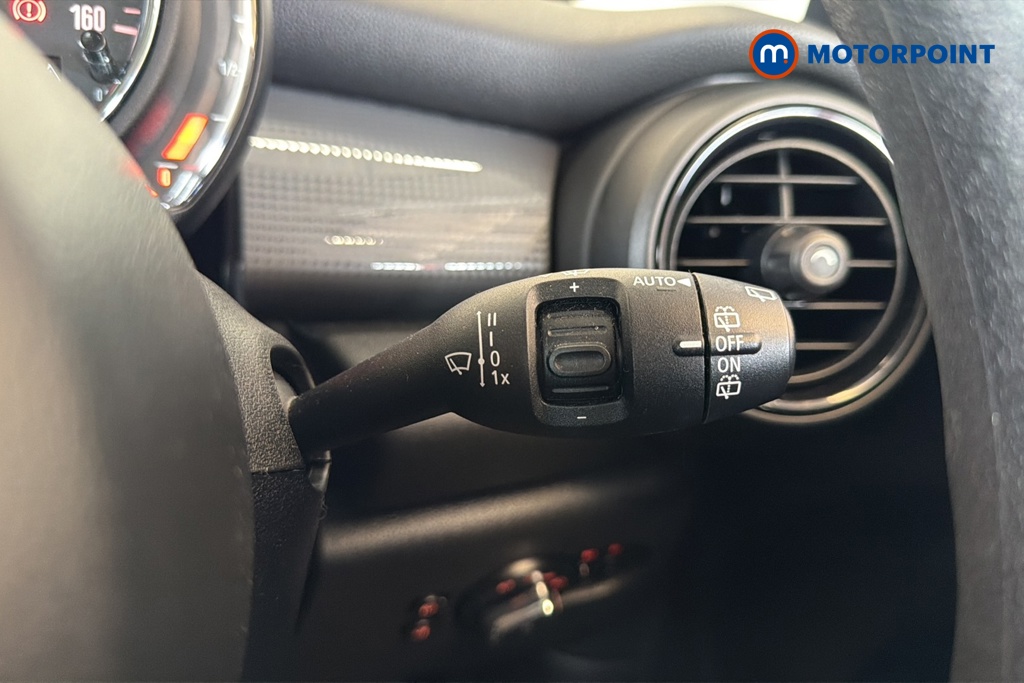 Mini Hatchback Cooper Classic Automatic Petrol Hatchback - Stock Number (1653473) - 6th supplementary image