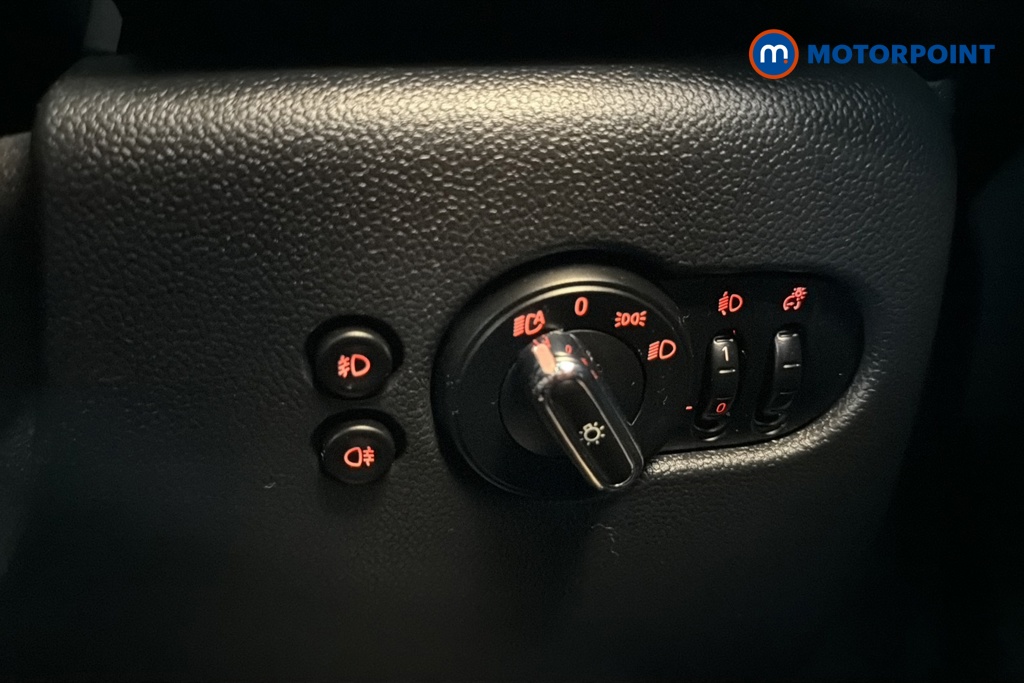 Mini Hatchback Cooper Classic Automatic Petrol Hatchback - Stock Number (1653473) - 11th supplementary image
