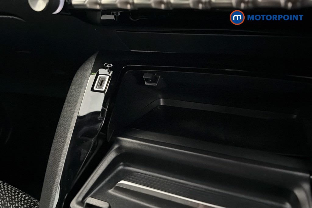 Peugeot 208 GT Automatic Petrol Hatchback - Stock Number (1653671) - 17th supplementary image