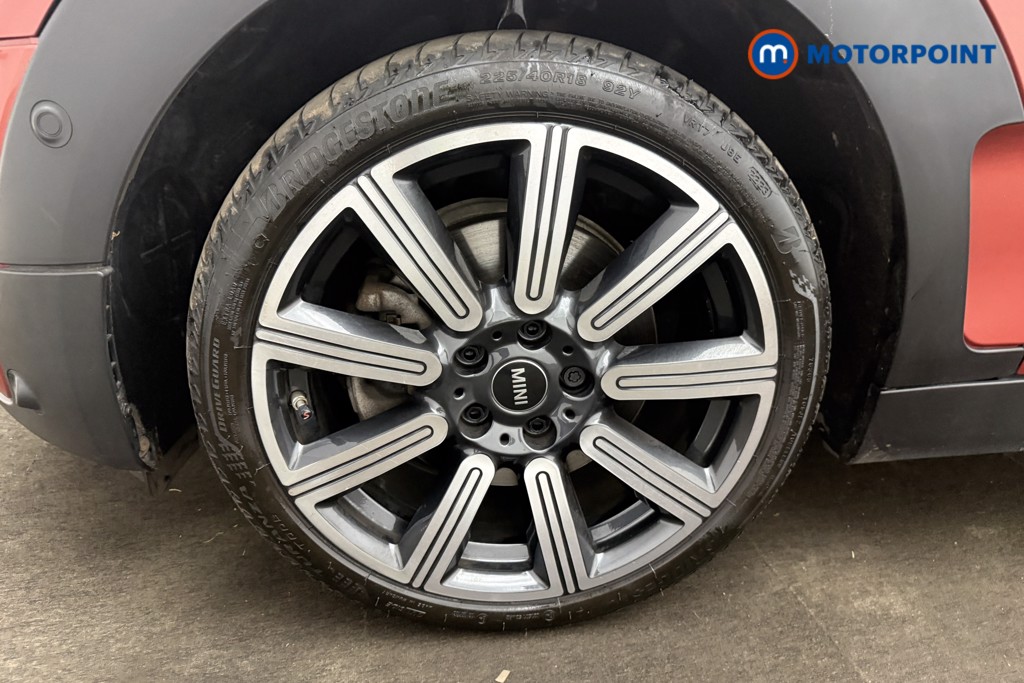 Mini Clubman Cooper S Exclusive Manual Petrol Estate - Stock Number (1653674) - 10th supplementary image