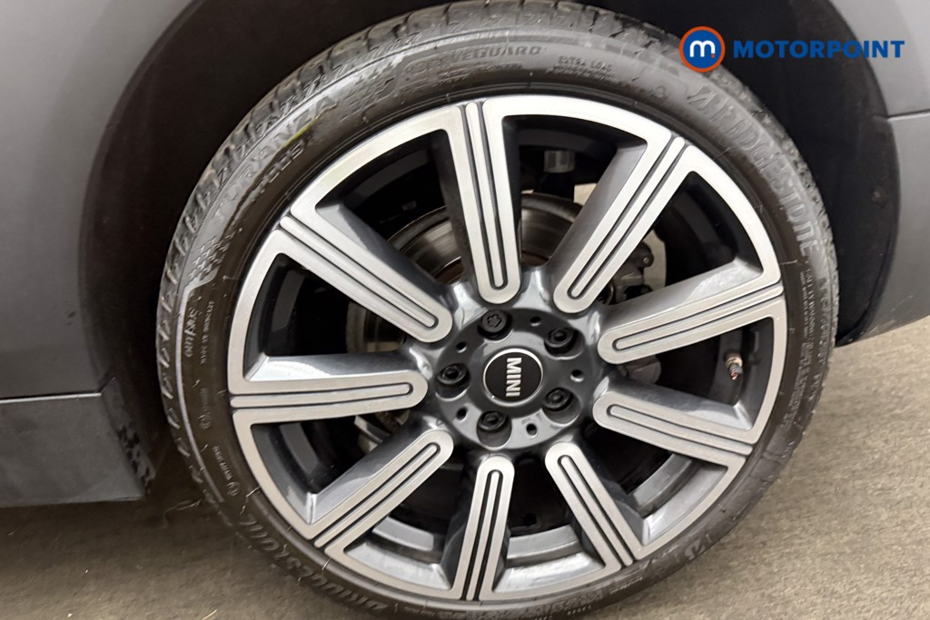 Mini Clubman Cooper S Exclusive Manual Petrol Estate - Stock Number (1653674) - 11th supplementary image