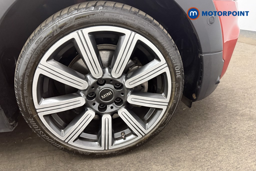 Mini Clubman Cooper S Exclusive Manual Petrol Estate - Stock Number (1653674) - 12th supplementary image