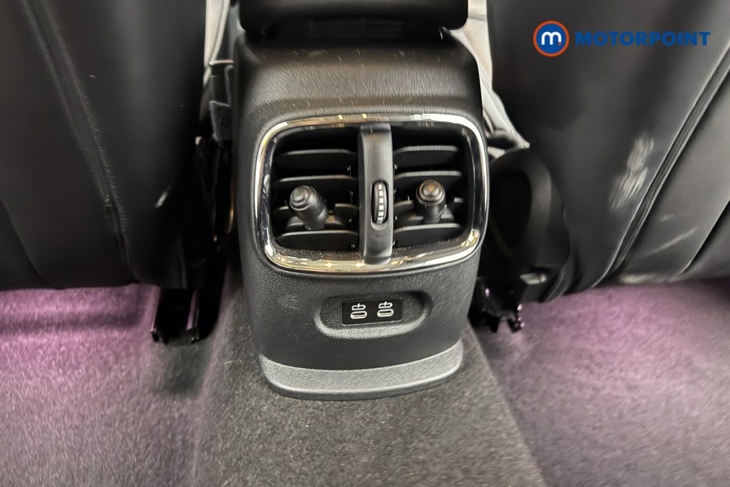 Mini Clubman Cooper S Exclusive Manual Petrol Estate - Stock Number (1653674) - 17th supplementary image