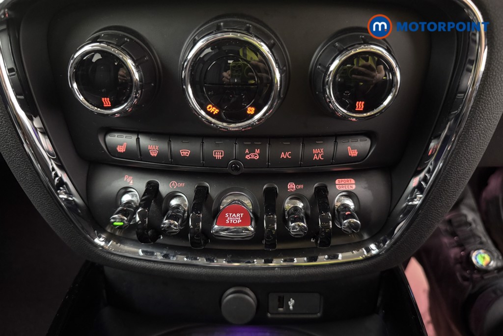 Mini Clubman Cooper S Exclusive Manual Petrol Estate - Stock Number (1653674) - 26th supplementary image