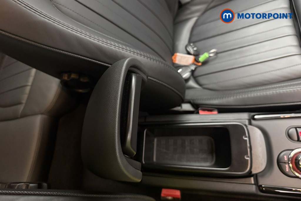 Mini Clubman Cooper S Exclusive Manual Petrol Estate - Stock Number (1653674) - 36th supplementary image