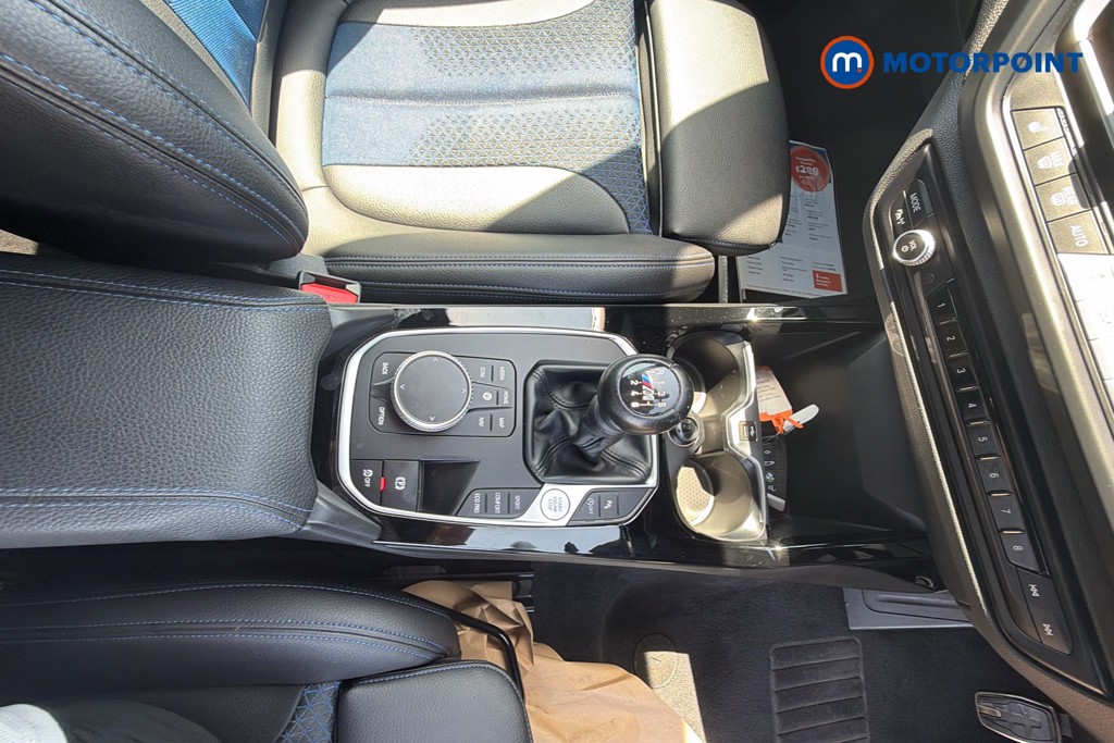 BMW 2 Series M Sport Manual Petrol Saloon - Stock Number (1653749) - 25th supplementary image