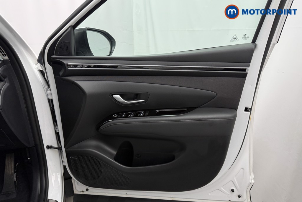 Hyundai Tucson Ultimate Manual Petrol SUV - Stock Number (1653768) - 15th supplementary image