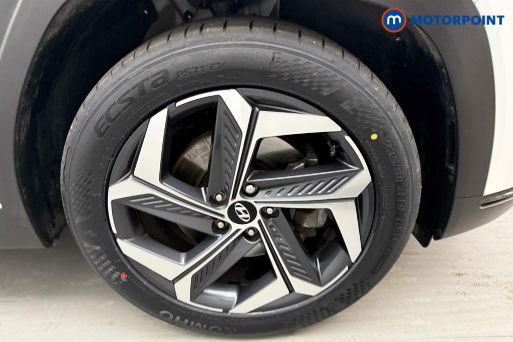 Hyundai Tucson Ultimate Manual Petrol SUV - Stock Number (1653768) - 28th supplementary image